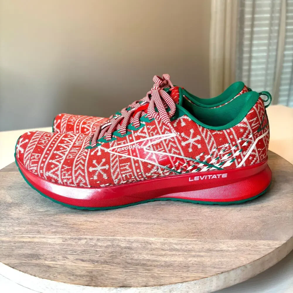 Brooks Levitate 5 Run Merry Men's 11 Christmas Running Shoes Red Green Holiday